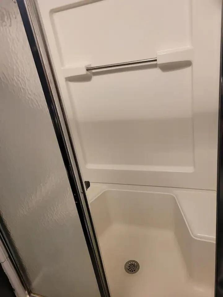 Highest Level Hospitality 3-bedroom Fayetteville